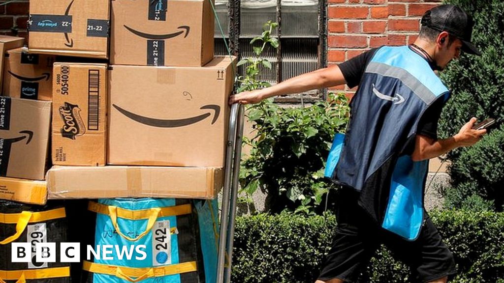 Amazon 'prepares mass job cuts' as sales slow - reports