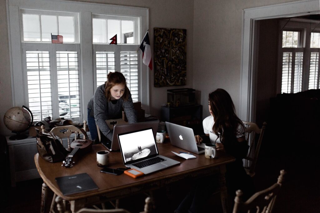 5-tips-for-propelling-your-small-business-forward-in-an-uncertain-economy