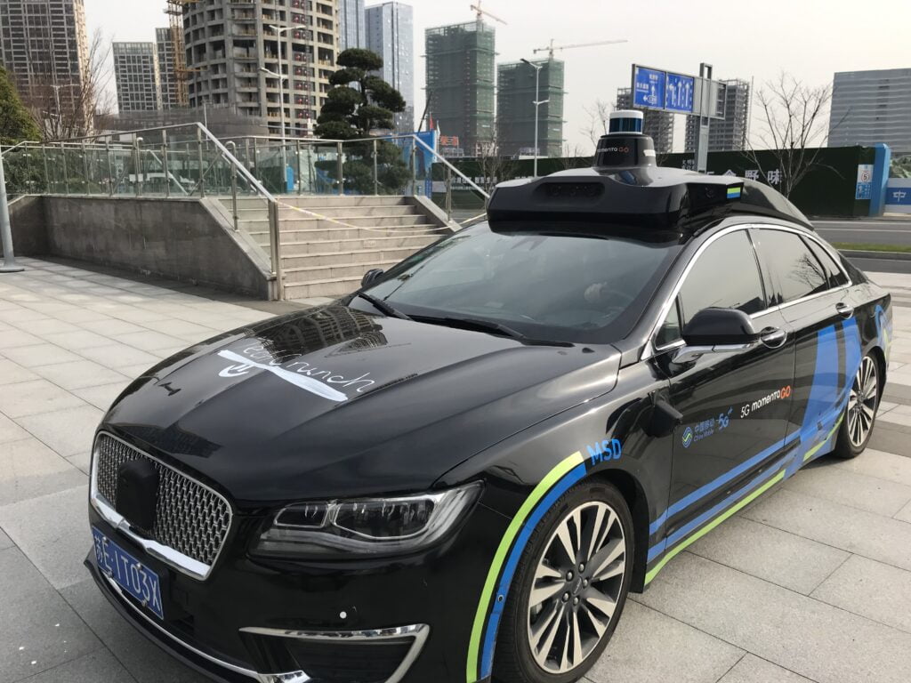 betting-on-chinas-driverless-future-toyota-bosch-daimler-jump-on-board-momentas-500m-round