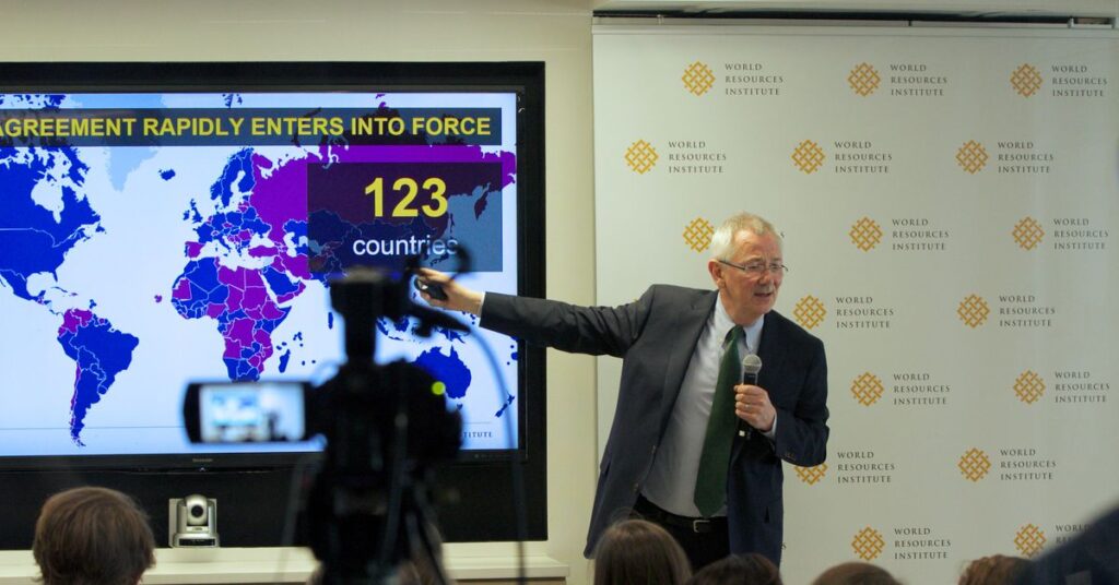this-climate-policy-expert-is-taking-over-jeff-bezoss-10-billion-earth-fund
