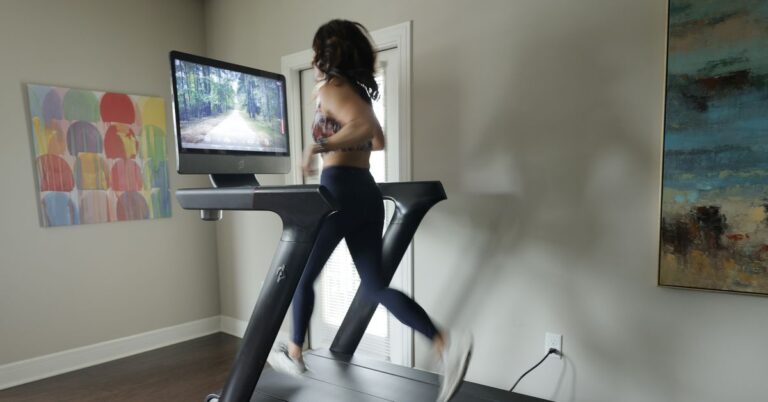 pelotons-mandatory-treadmill-memberships-show-how-you-never-fully-own-your-connected-devices