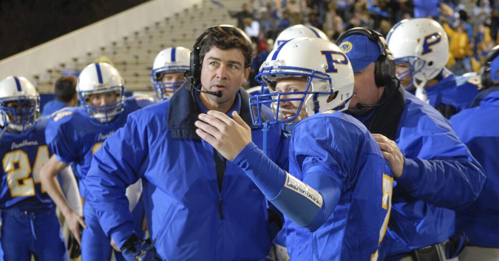 one-good-thing-clear-eyes-full-hearts-please-watch-friday-night-lights-on-netflix