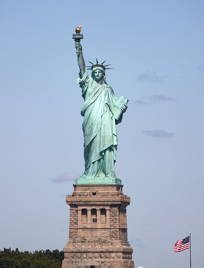 Statue-of-Liberty-Wallpaper-–-A-national-icon Impressive New York wallpaper images you can download today