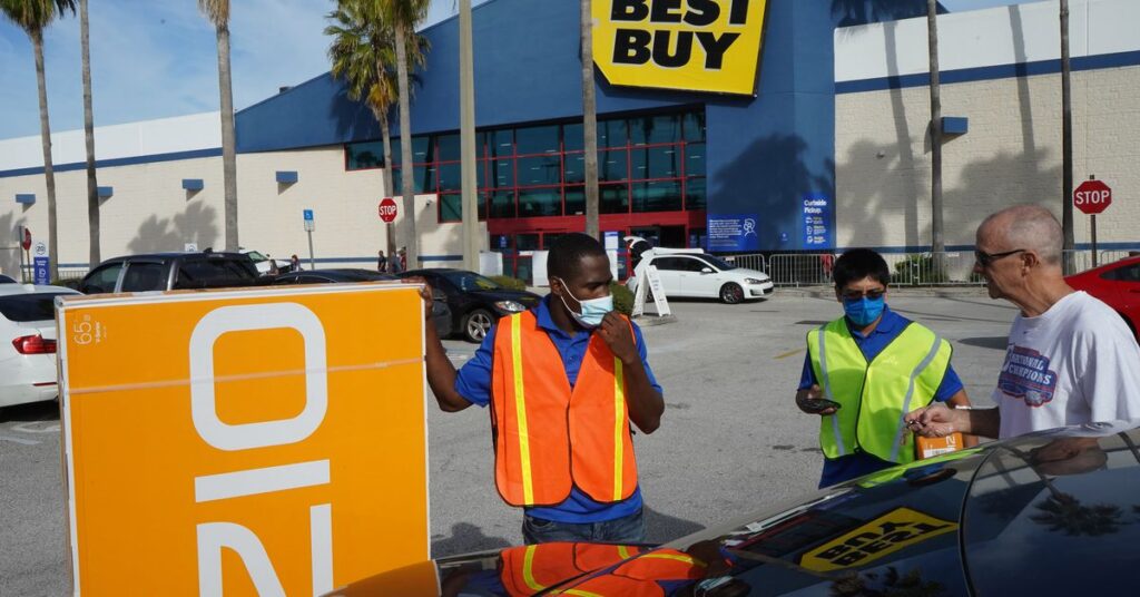 supply-chain-havoc-is-getting-worse-just-in-time-for-holiday-shopping