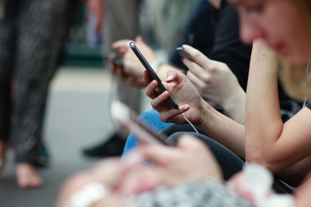features-of-m-commerce-that-will-boost-your-retail-business