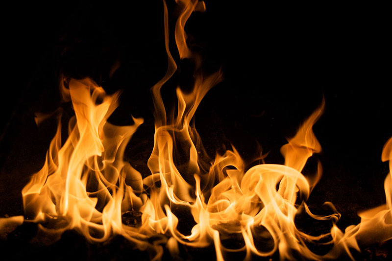 fire8 Awesome fire background images to grab from this article