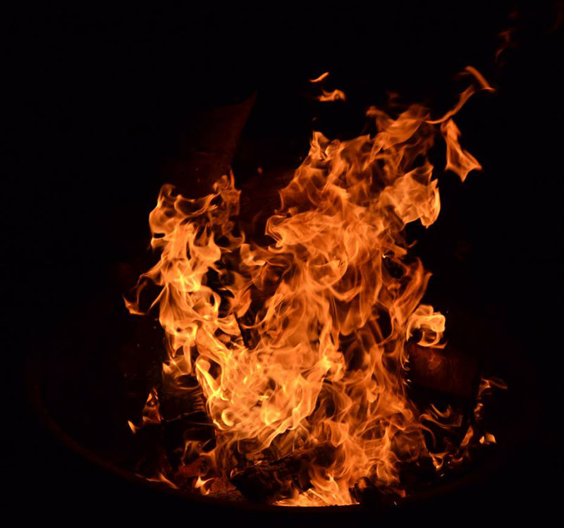 Campfire-Stock-Image-For-the-summer-days Awesome fire background images to grab from this article