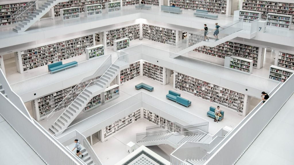 A Guide to Knowledge-Sharing Best Practices in the Outsourcing Industry