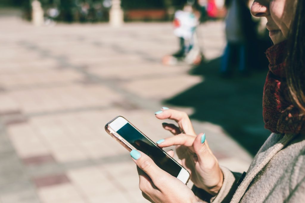 6 Things You Should Look for in a Sales App