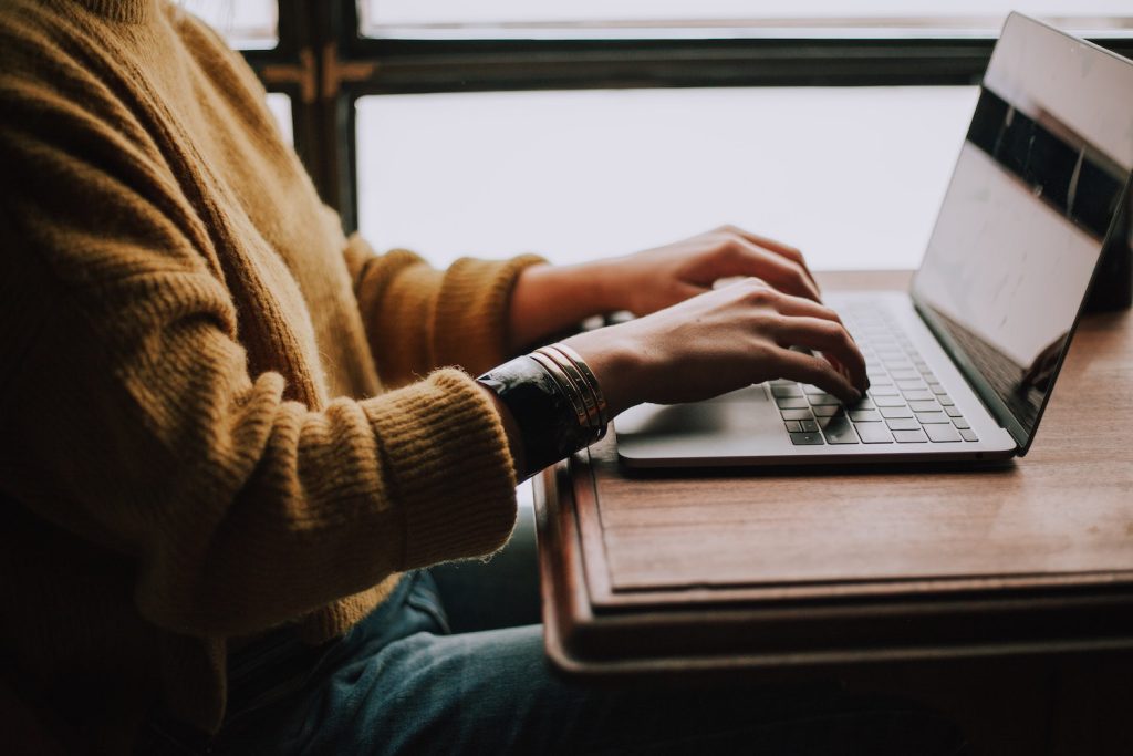 Experts’ Advice on eCommerce Website Design