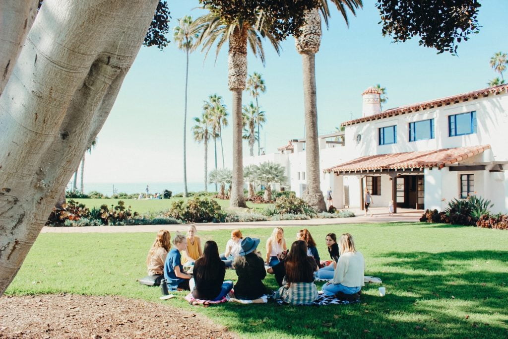 How to Set Up a Community Platform for your Product