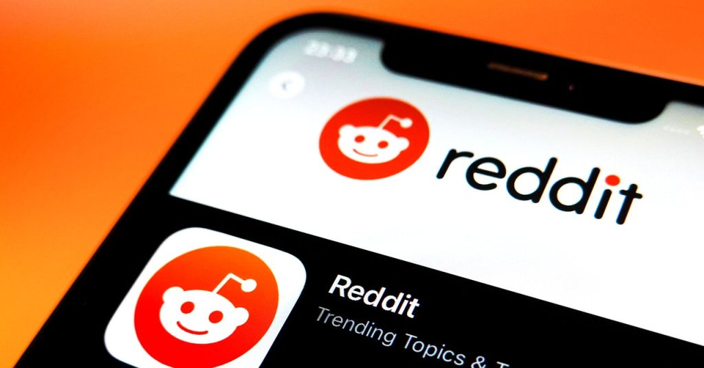 FTC Investigates Reddit's AI Training Involving User Data Sale